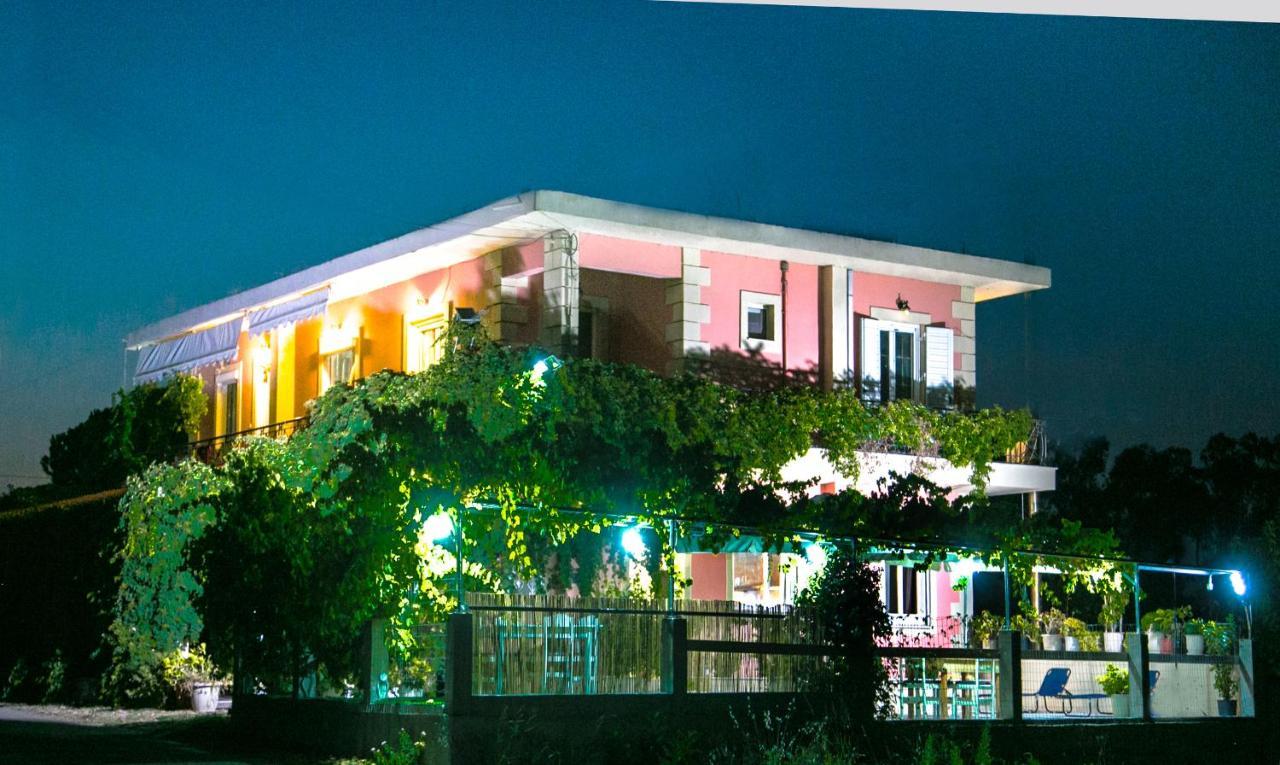 Babi'S Villa - Garden Apartment Ликсури Экстерьер фото