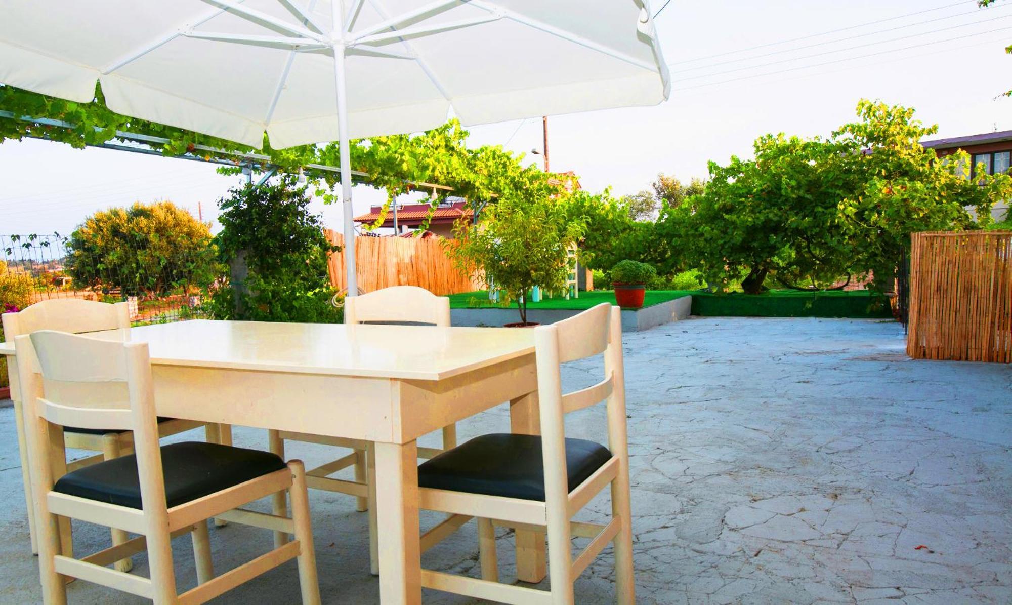 Babi'S Villa - Garden Apartment Ликсури Экстерьер фото