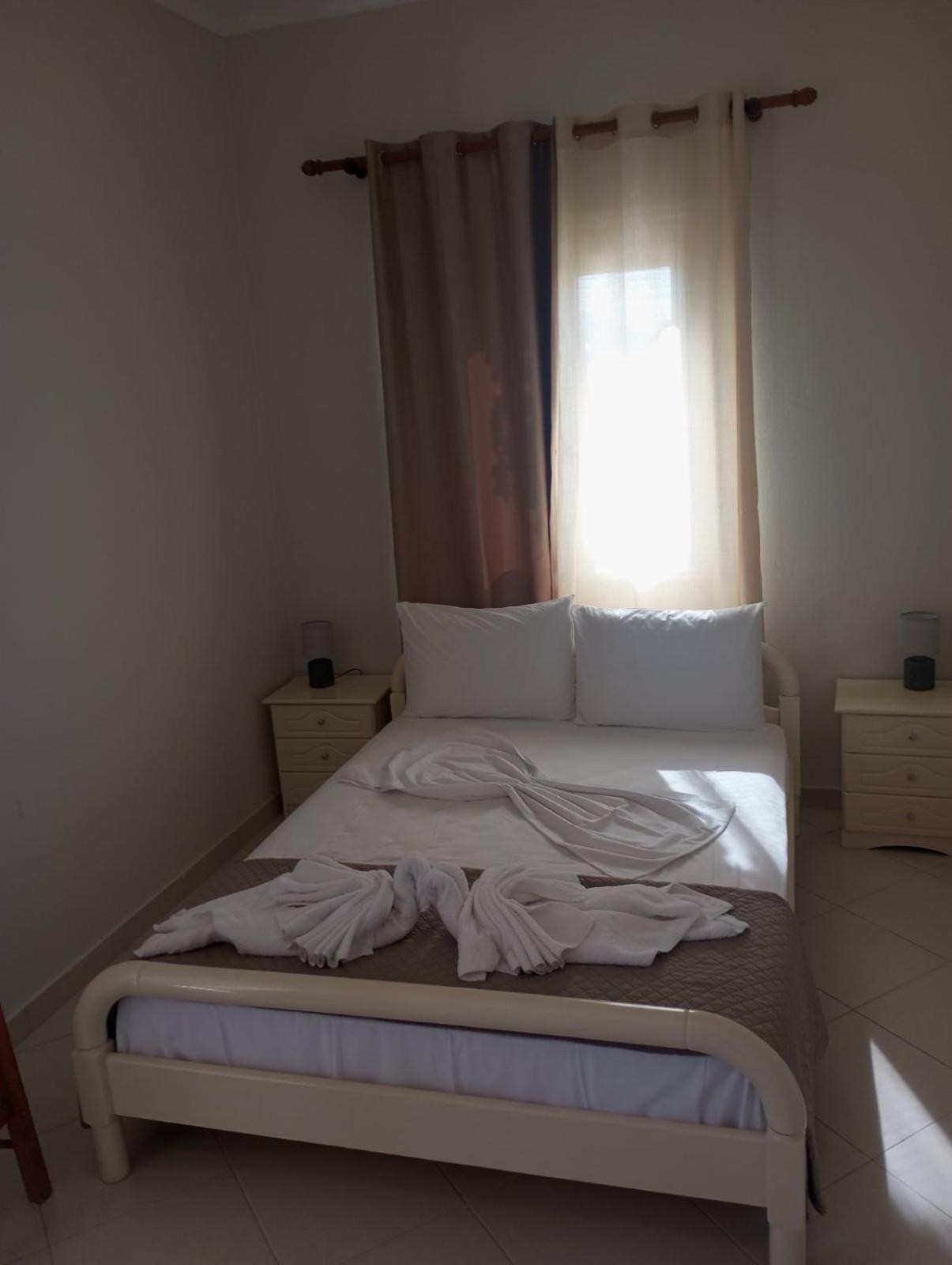 Babi'S Villa - Garden Apartment Ликсури Экстерьер фото